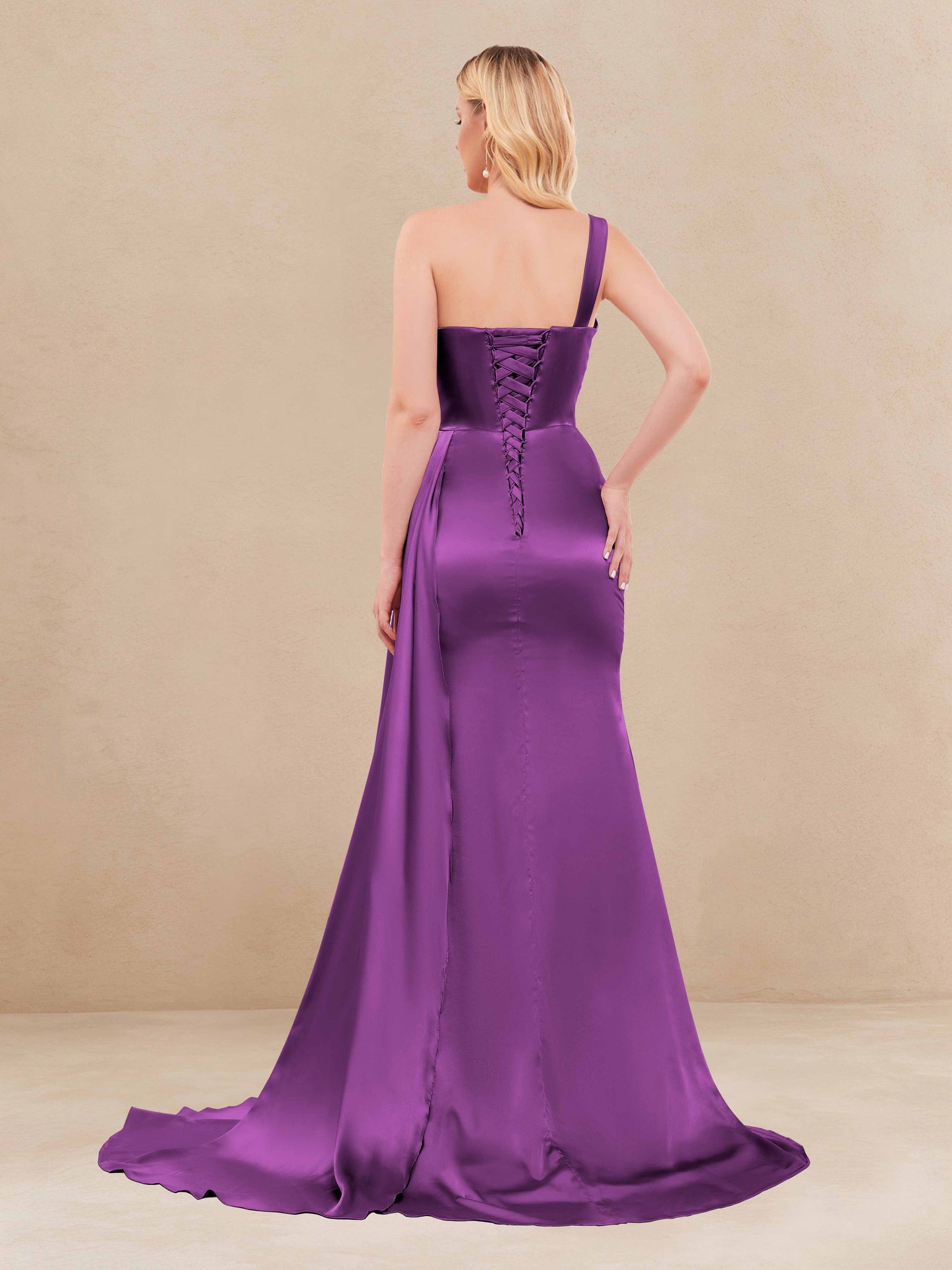 #color_Plum