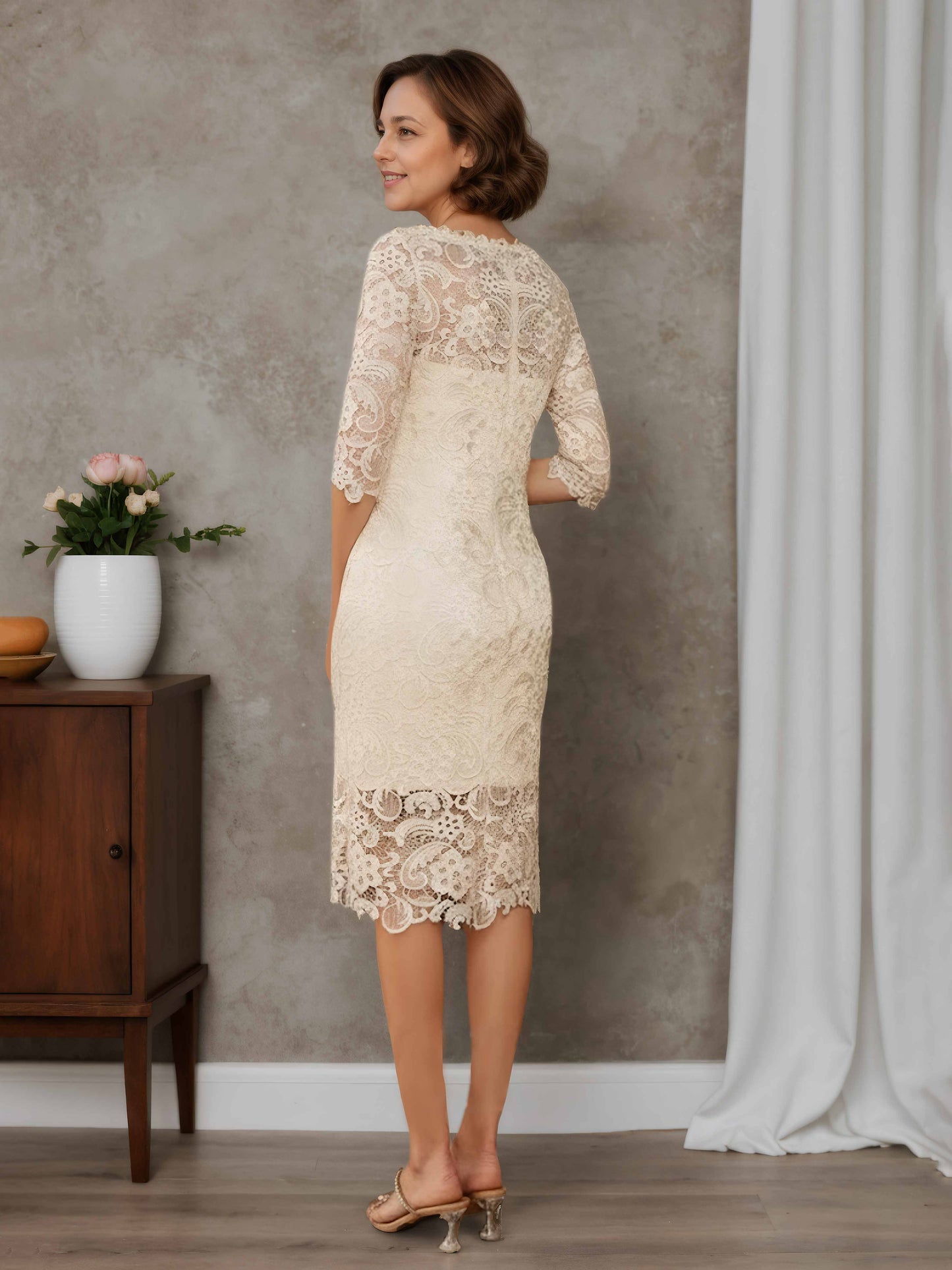 Lyraia Graceful Sheath Half Sleeves Knee-Length Lace Mother of the Bride Dresses