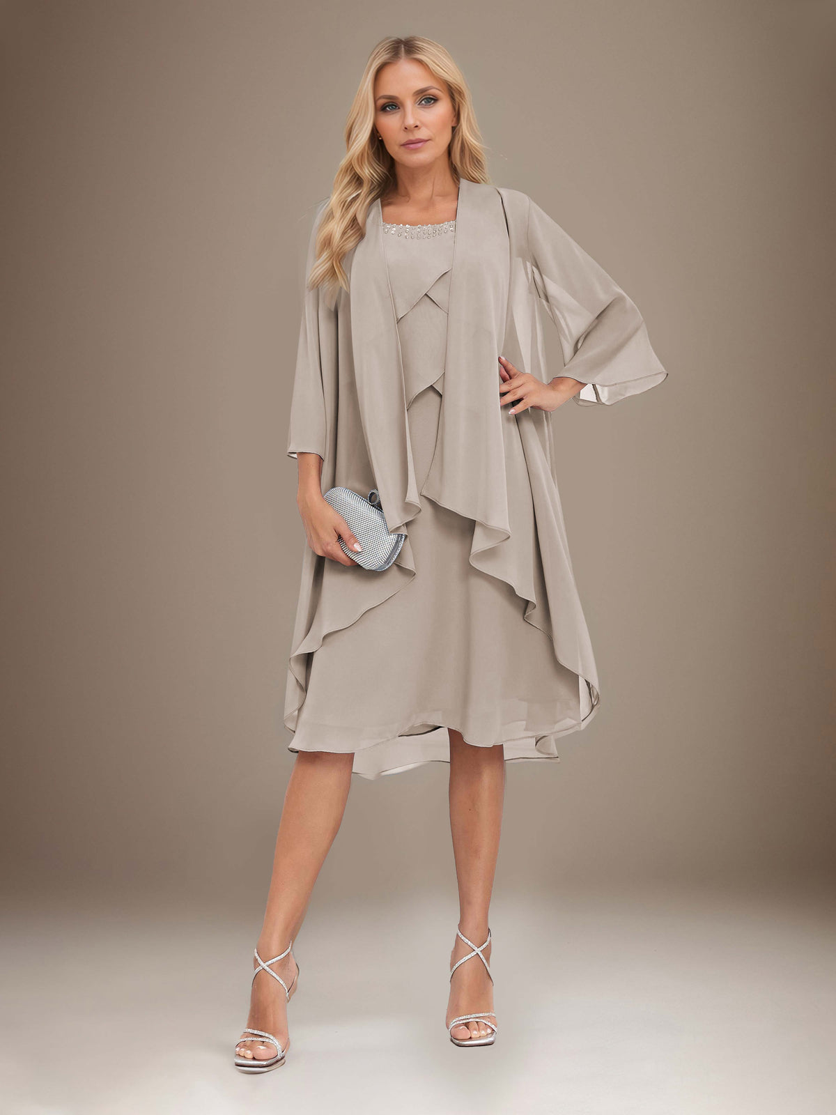 #color_Taupe